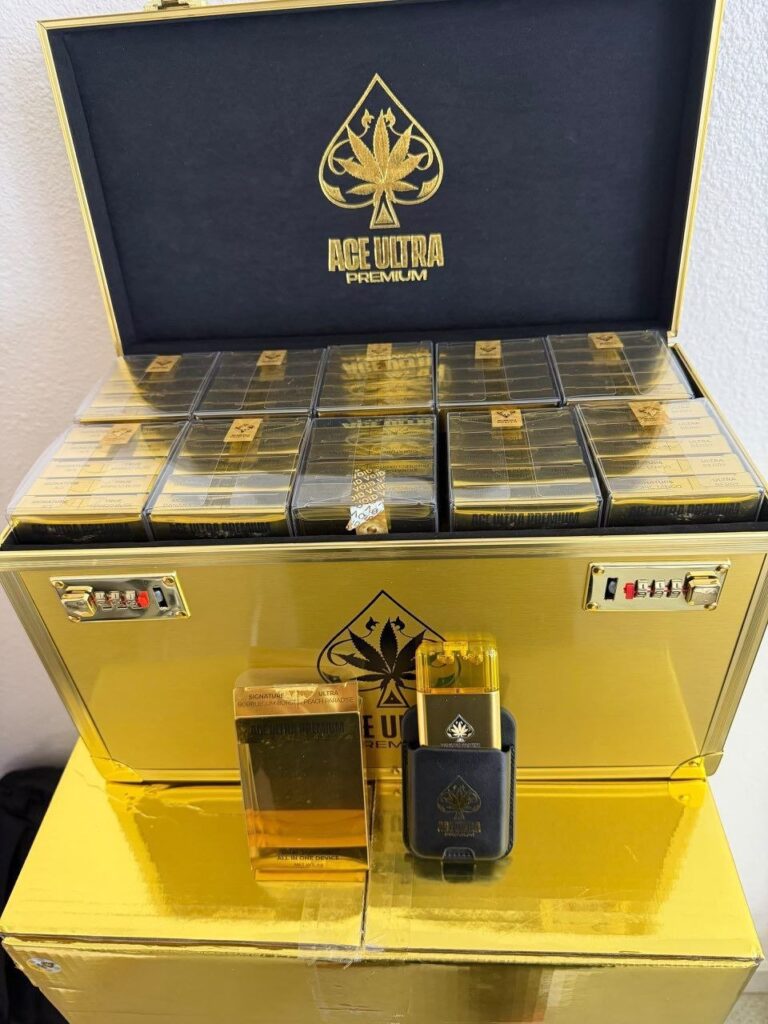 ace ultra premium dual flavors 4g disposable